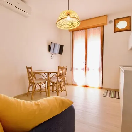 Residence Vega - Home Immobiliare Lido di Jesolo Exterior photo